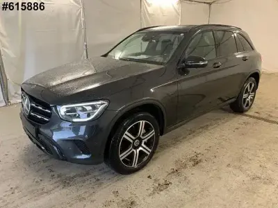 Gebraucht Mercedes GLC300e 320 PS (235 kW) 2021 Grau SUV