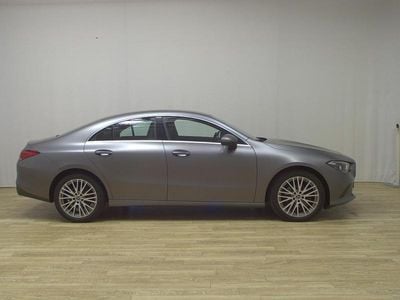 Mercedes CLA200