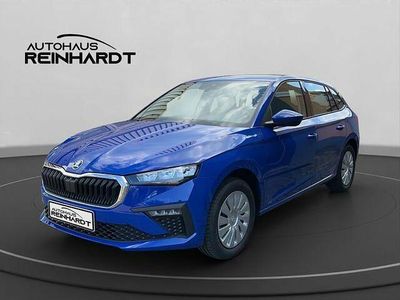 Energy blau Gebraucht 2024 Skoda Scala Essence Kleinwagen | 19.690 € (Fairer Preis)