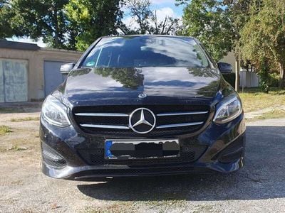 Mercedes B200