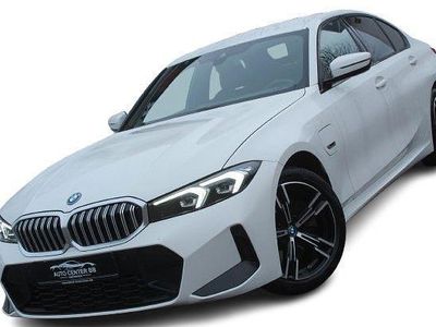 Weiß Gebraucht 2022 BMW 320e M Sport Limousine | 27.990 € (Teuer)
