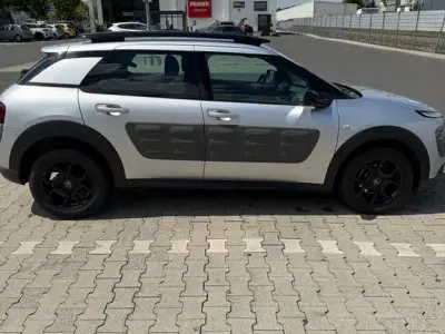 Gebraucht Citroën C4 Live 82 PS (60 kW) 2016 Grau Limousine