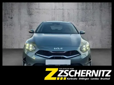 Neu Kia Ceed Sportswagon Comfort 140 PS (102 kW) 2026 Grau Kombi