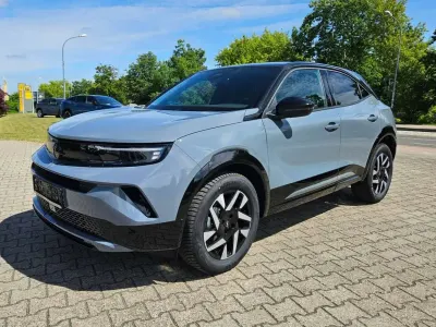 Neu Opel Mokka 136 PS (100 kW) 2026 Grafik grau/dach schwarz SUV