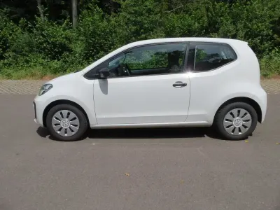Gebraucht VW up! 60 PS (44 kW) 2017 Weiß Kleinwagen