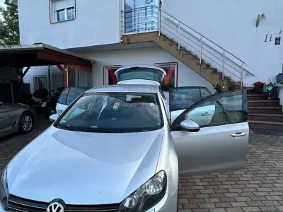 Gebraucht VW Golf VI Comfortline 102 PS (75 kW) 2008 Silber Kleinwagen