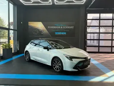 Gebraucht Toyota Corolla Hybrid Sport 140 PS (102 kW) 2024 Schwarz Limousine