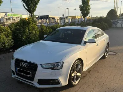 Gebraucht Audi A5 Sportback Sport 190 PS (139 kW) 2016 Weiß Kleinwagen