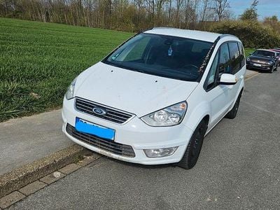 Second-hand Ford Galaxy Titanium 160 CP (117 kW) 2011 Alb Monovolum