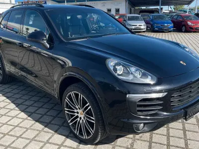 Usata Porsche Cayenne Platinum Edition 262 CV (192 kW) 2017 Nero SUV