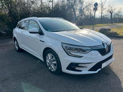 Weiß Gebraucht 2020 Renault Mégane IV Business Limousine | 10.499 € (Fairer Preis)