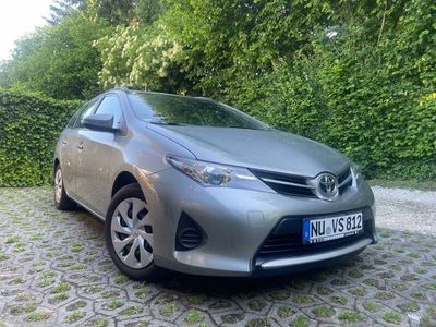 Toyota Auris Touring Sports