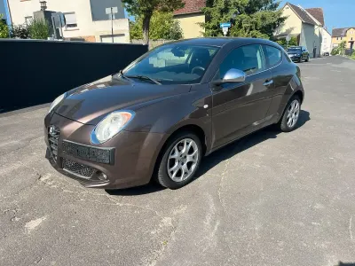 Gebraucht Alfa Romeo MiTo 105 PS (77 kW) 2011 Braun Kleinwagen