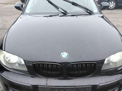 Gebraucht BMW 116 Sport Line 122 PS (89 kW) 2010 Schwarz Kleinwagen