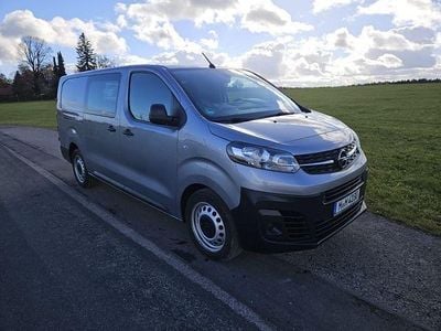 Grau Gebraucht 2019 Opel Vivaro Edition Van / Kleinbus | 15.500 € (Superpreis)