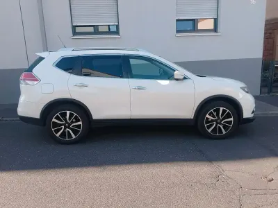 Gebraucht Nissan X-Trail 360º 163 PS (119 kW) 2016 Weiß SUV