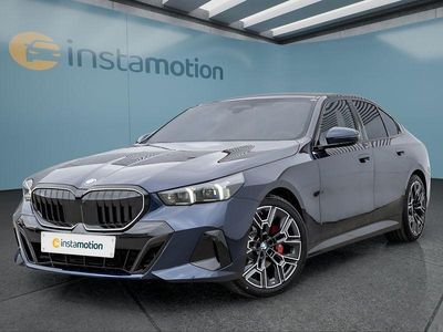 Neu BMW 520 208 PS (152 kW) 2025 Blau Limousine