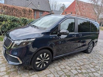Gebraucht Mercedes EQV300 150 kW (204 PS) 2021 Blau Van / Kleinbus