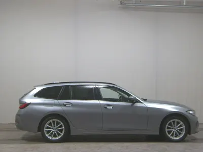 Brugt BMW 320 Sport Line 190 HK (139 kW) 2023 Grå Stationcar
