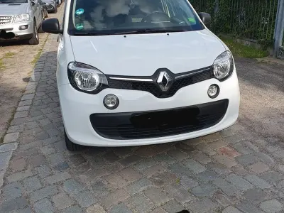 Gebraucht Renault Twingo Life 69 PS (50 kW) 2016 Weiß Kleinwagen