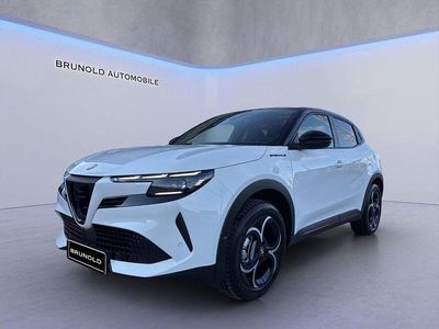 Schwarz Neu 2025 Alfa Romeo GT Junior Edizione Speciale Limousine | 34.900 € (Etwas zu teuer)