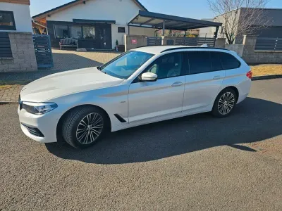 Gebraucht BMW 520 Sport Line 190 PS (139 kW) 2018 Weiß Kombi