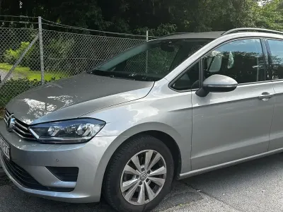 Gebraucht VW Golf Sportsvan Comfortline 131 PS (96 kW) 2018 Beige Van / Kleinbus