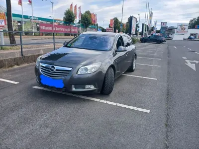 Gebraucht Opel Insignia 160 PS (117 kW) 2011 Grau Kombi