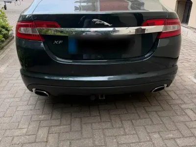 Gebraucht Jaguar XF 211 PS (155 kW) 2011 Grün Limousine