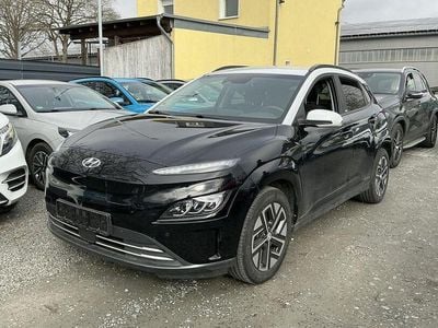 Gebraucht Hyundai Kona Trend 100 kW (136 PS) 2021 Schwarz SUV