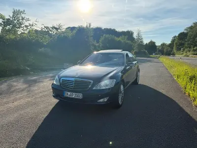 Gebraucht Mercedes S450 340 PS (250 kW) 2007 Blau Limousine