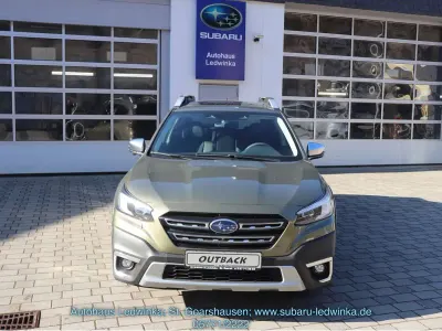 Neu Subaru Outback Platinum 169 PS (124 kW) 2025 Autumn green metallic SUV