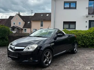 Gebraucht Opel Tigra 90 PS (66 kW) 2007 Schwarz Cabrio
