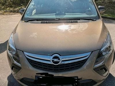 Usata Opel Zafira Tourer 140 CV (102 kW) 2014 Oro Monovolume