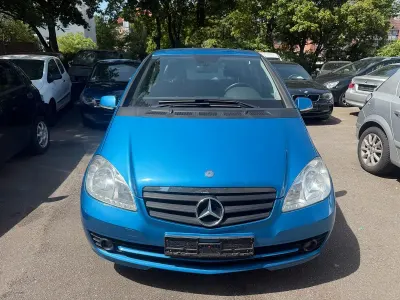 Gebraucht Mercedes A170 116 PS (85 kW) 2009 Blau Limousine