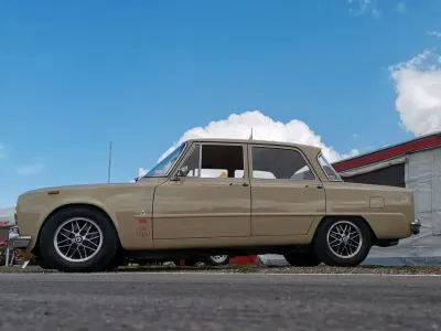 Gebraucht Alfa Romeo Giulia Super 88 PS (64 kW) 1973 Beige Limousine