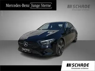 Gebraucht Mercedes A200 Advanced Plus 163 PS (119 kW) 2025 Schwarz Limousine