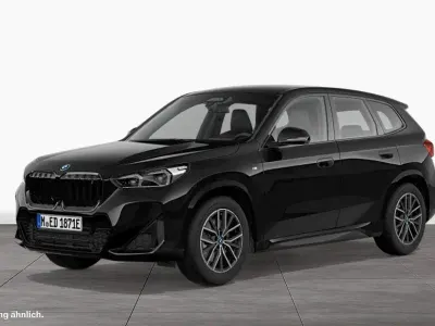 Gebraucht BMW iX1 M Sport 200 kW (272 PS) 2023 Schwarz SUV