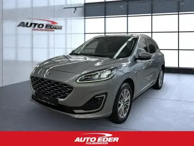 Gebraucht Ford Kuga Vignale 225 PS (165 kW) 2022 Solar silver (metallic) SUV