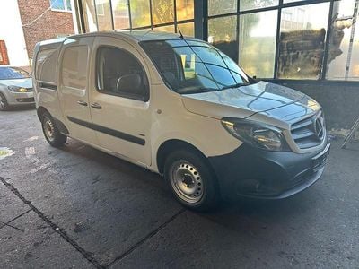 Mercedes Citan 109