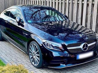 Gebraucht Mercedes C300 245 PS (180 kW) 2019 Schwarz Coupé