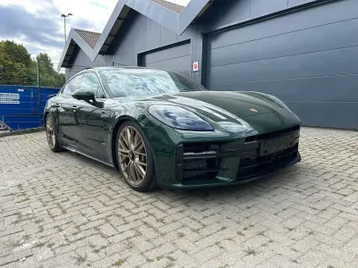 Neu Porsche Panamera GTS 500 PS (367 kW) 2026 Grün Kleinwagen