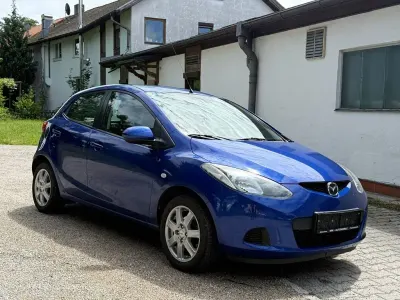 Gebraucht Mazda 2 Independence 86 PS (63 kW) 2009 Blau Kleinwagen