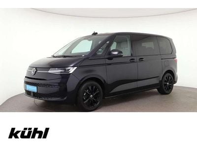 Gebraucht VW Multivan Life 150 PS (110 kW) 2024 Deep black perleffekt Van