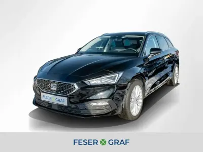 Używany Seat Leon XCELLENCE 150 KM (110 kW) 2022 Czarny Sedan/Limuzyna