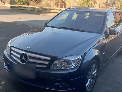 Gebraucht Mercedes C180 156 PS (114 kW) 2010 Grau Kombi