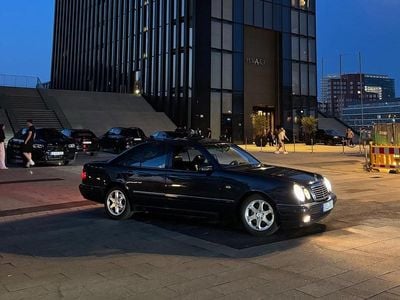 Mercedes E280