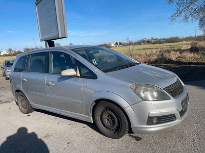 Gebraucht Opel Zafira Catch Me 150 PS (110 kW) 2007 Silber Van / Kleinbus
