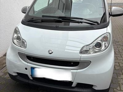 Weiß Gebraucht 2012 Smart ForTwo Coupé Coupé | 3.300 € (Guter Preis)