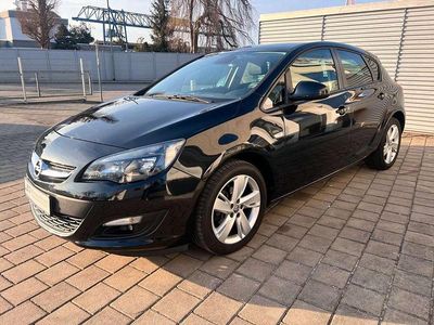 Gebraucht Opel Astra Style 120 PS (88 kW) 2015 Graphitschwarz/carbon flash/midn (metallic) Limousine